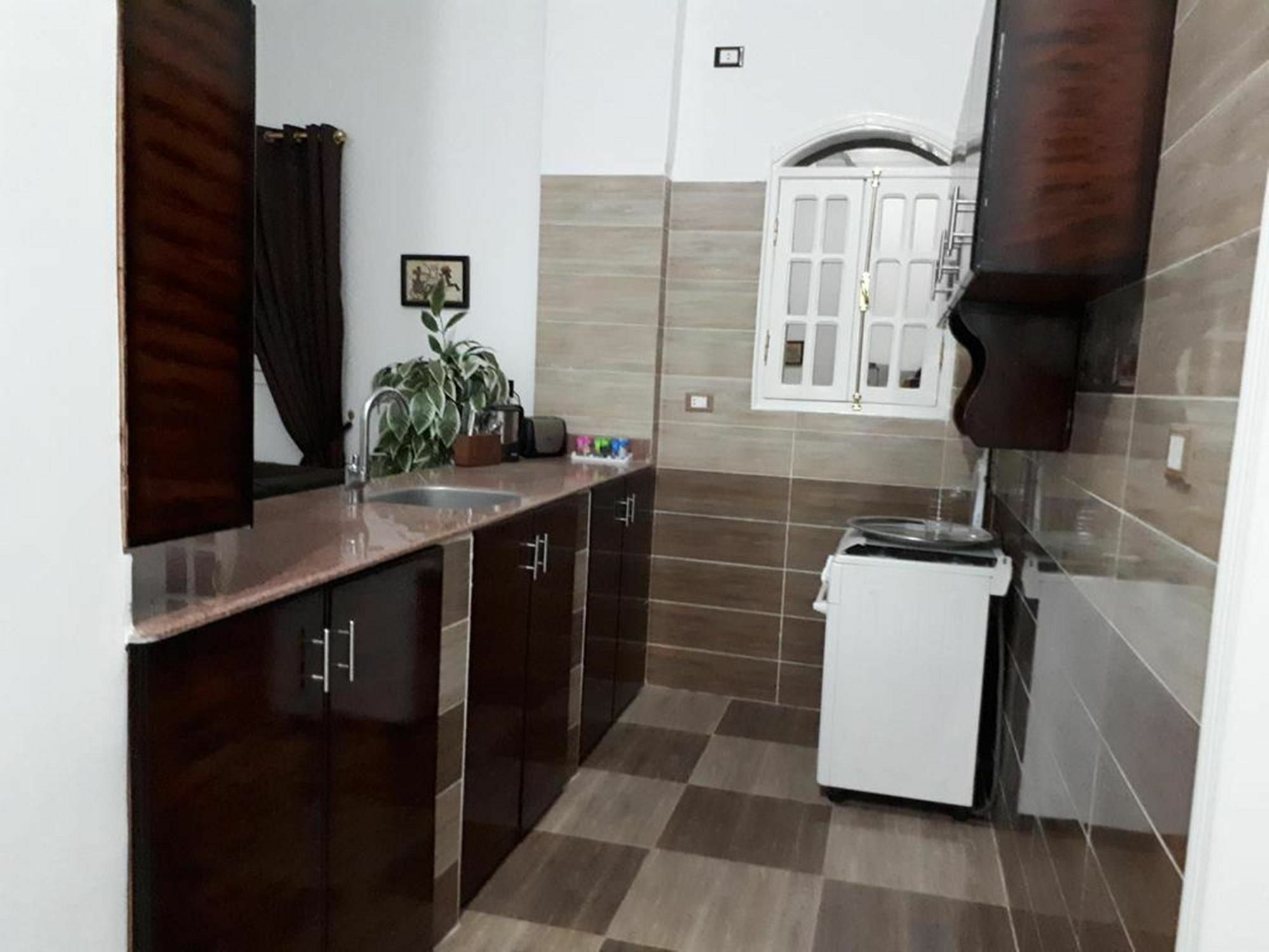 Angel Eyes House Apartment Luxor Bagian luar foto
