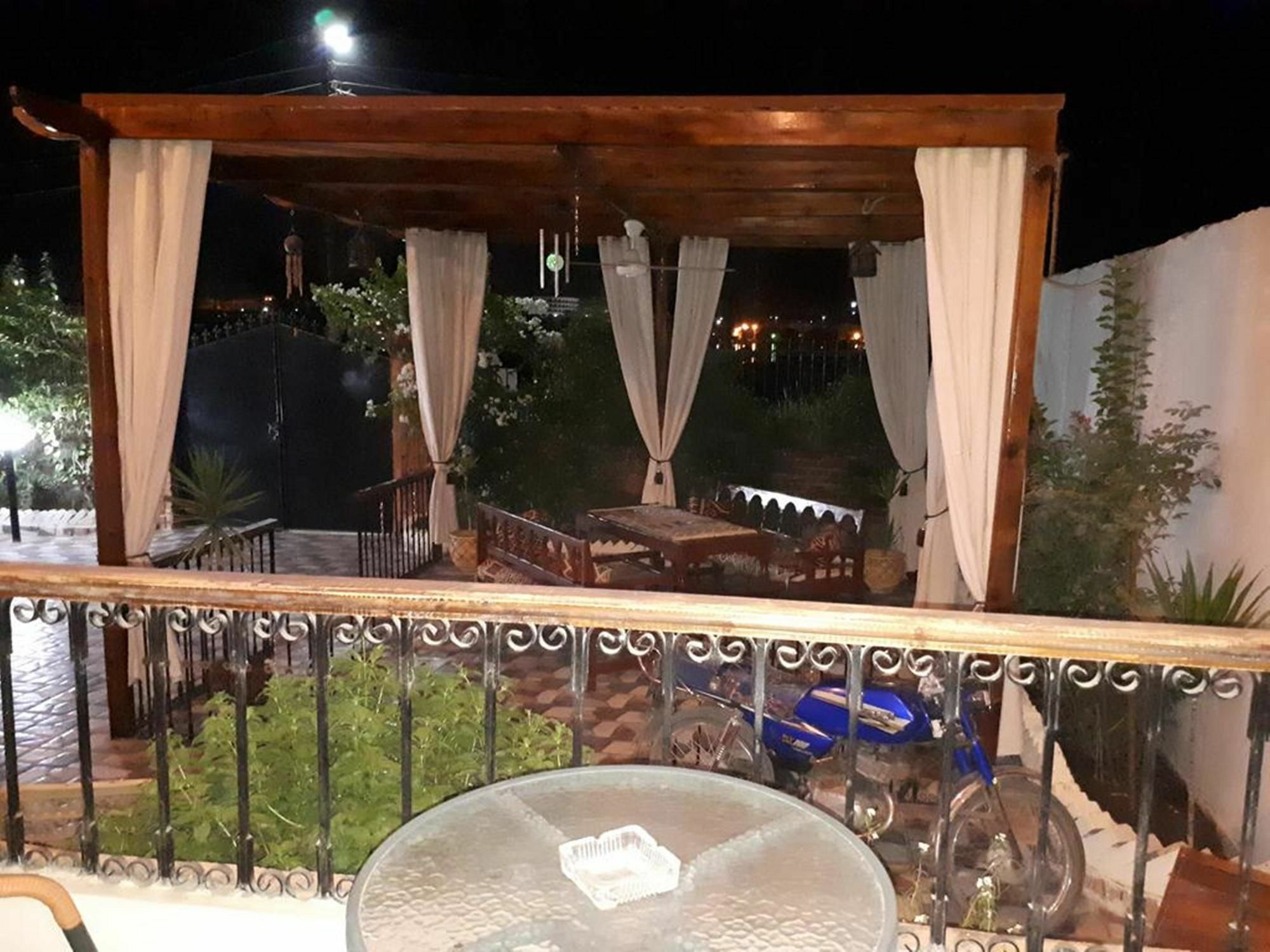 Angel Eyes House Apartment Luxor Bagian luar foto