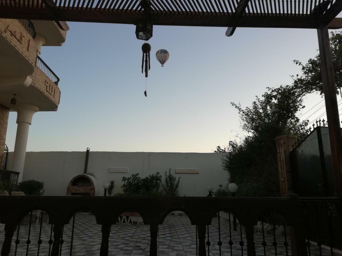 Angel Eyes House Apartment Luxor Bagian luar foto