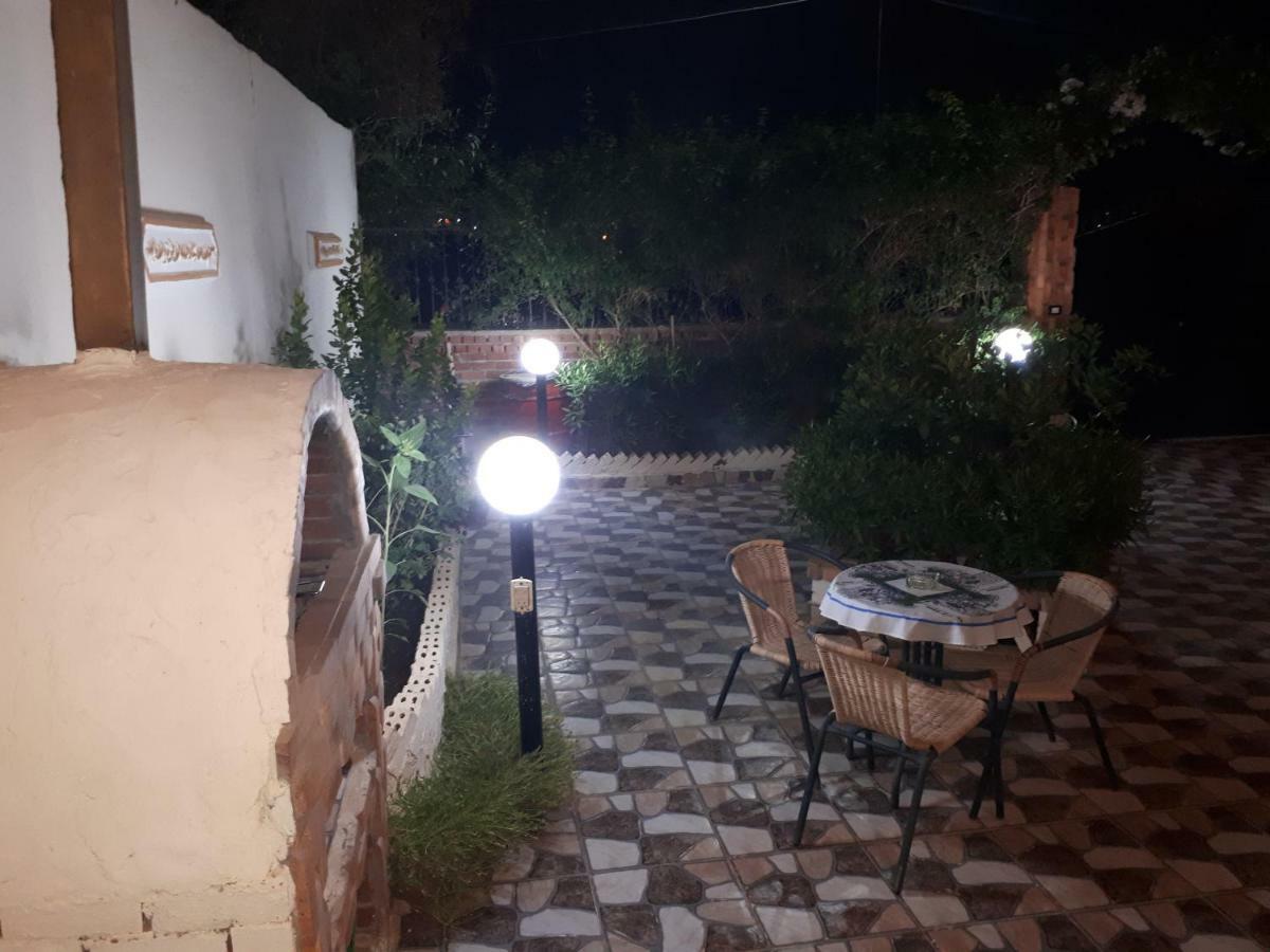 Angel Eyes House Apartment Luxor Bagian luar foto
