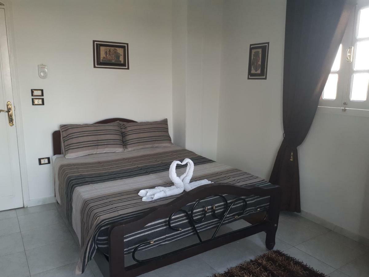 Angel Eyes House Apartment Luxor Bagian luar foto