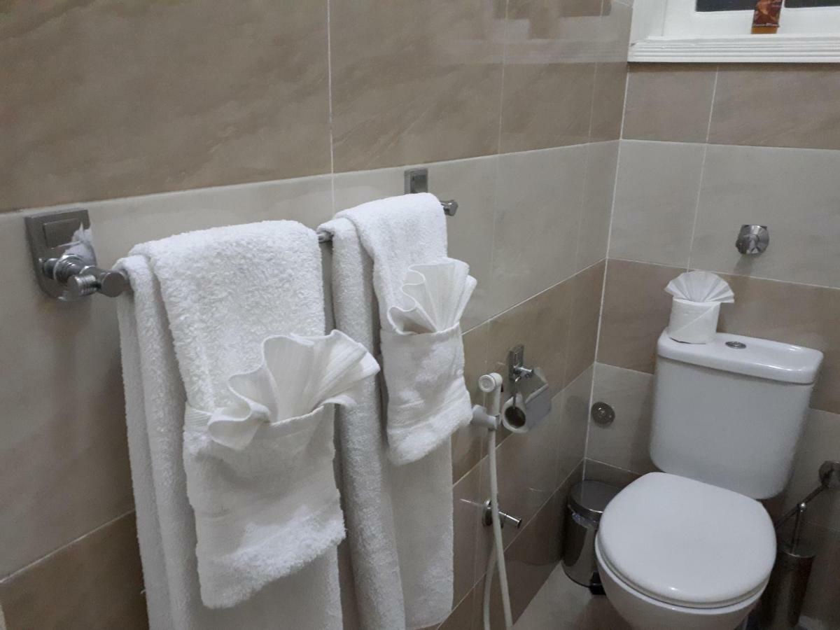 Angel Eyes House Apartment Luxor Bagian luar foto